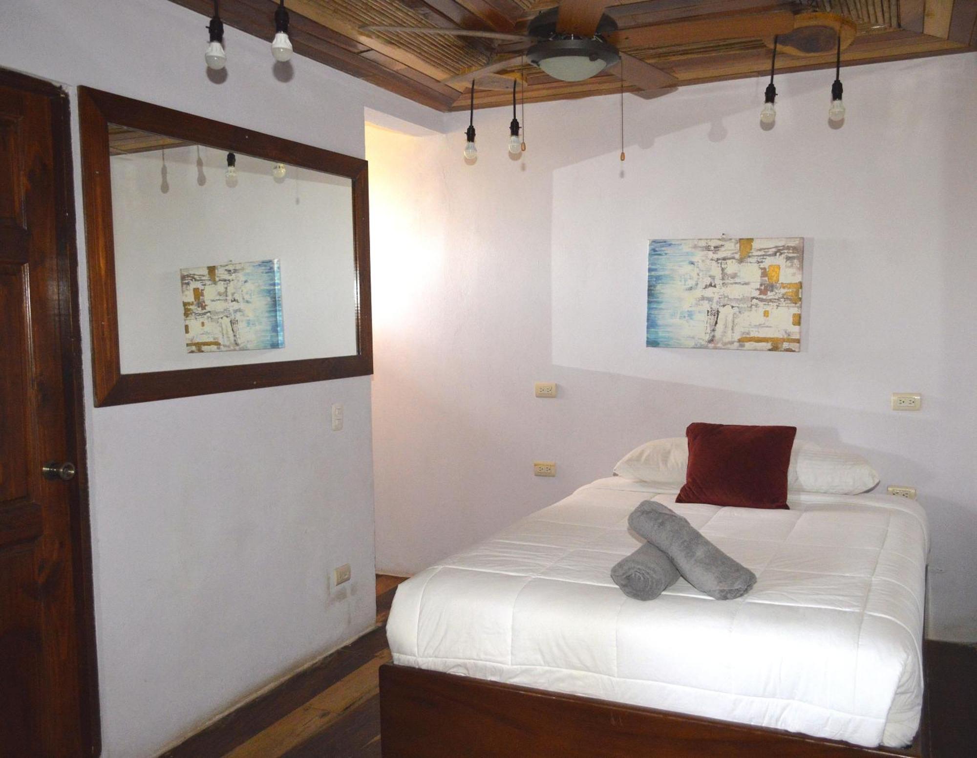 Apartotel Alta * Tamarindo